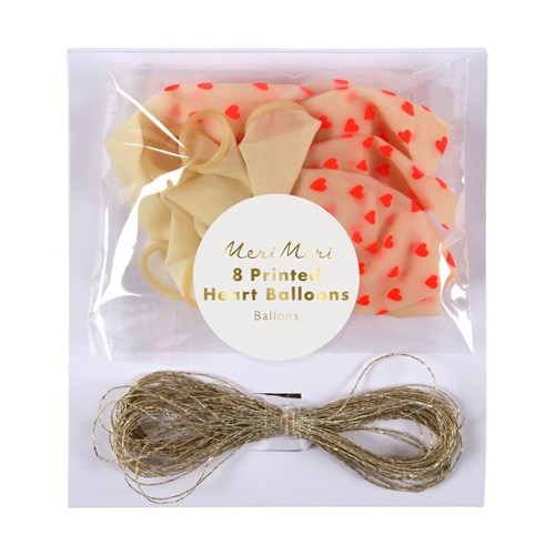 8 Heart patterned Balloons